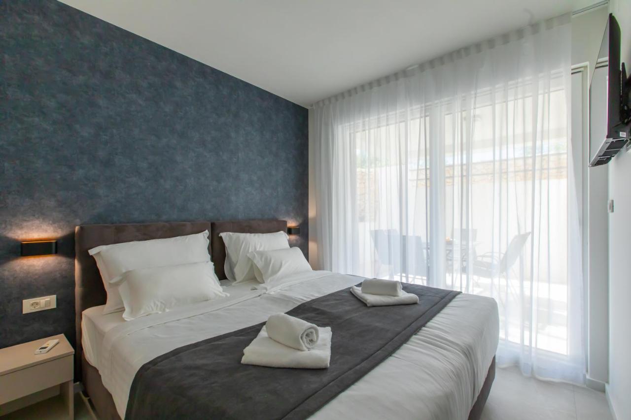 Beachfront Residences Stara Novalja Exterior foto