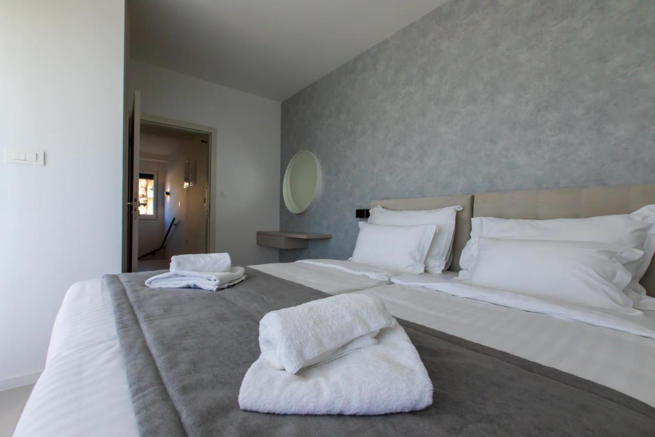 Beachfront Residences Stara Novalja Exterior foto