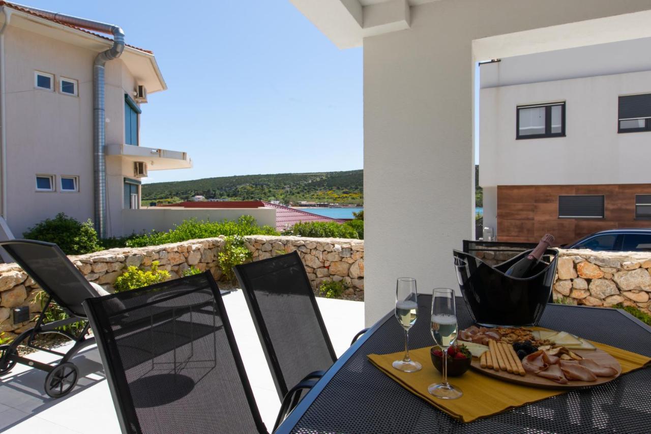 Beachfront Residences Stara Novalja Exterior foto