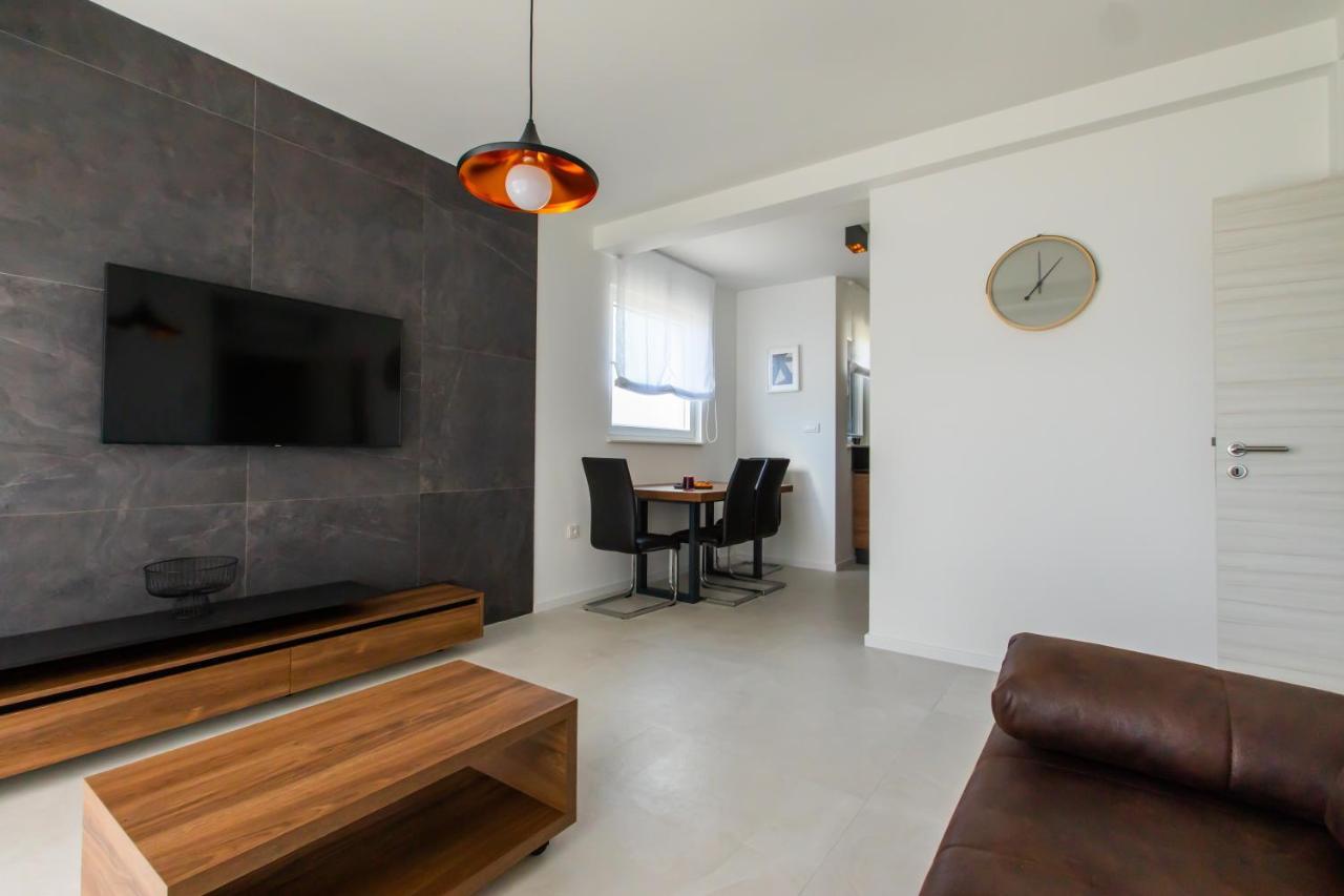 Beachfront Residences Stara Novalja Exterior foto