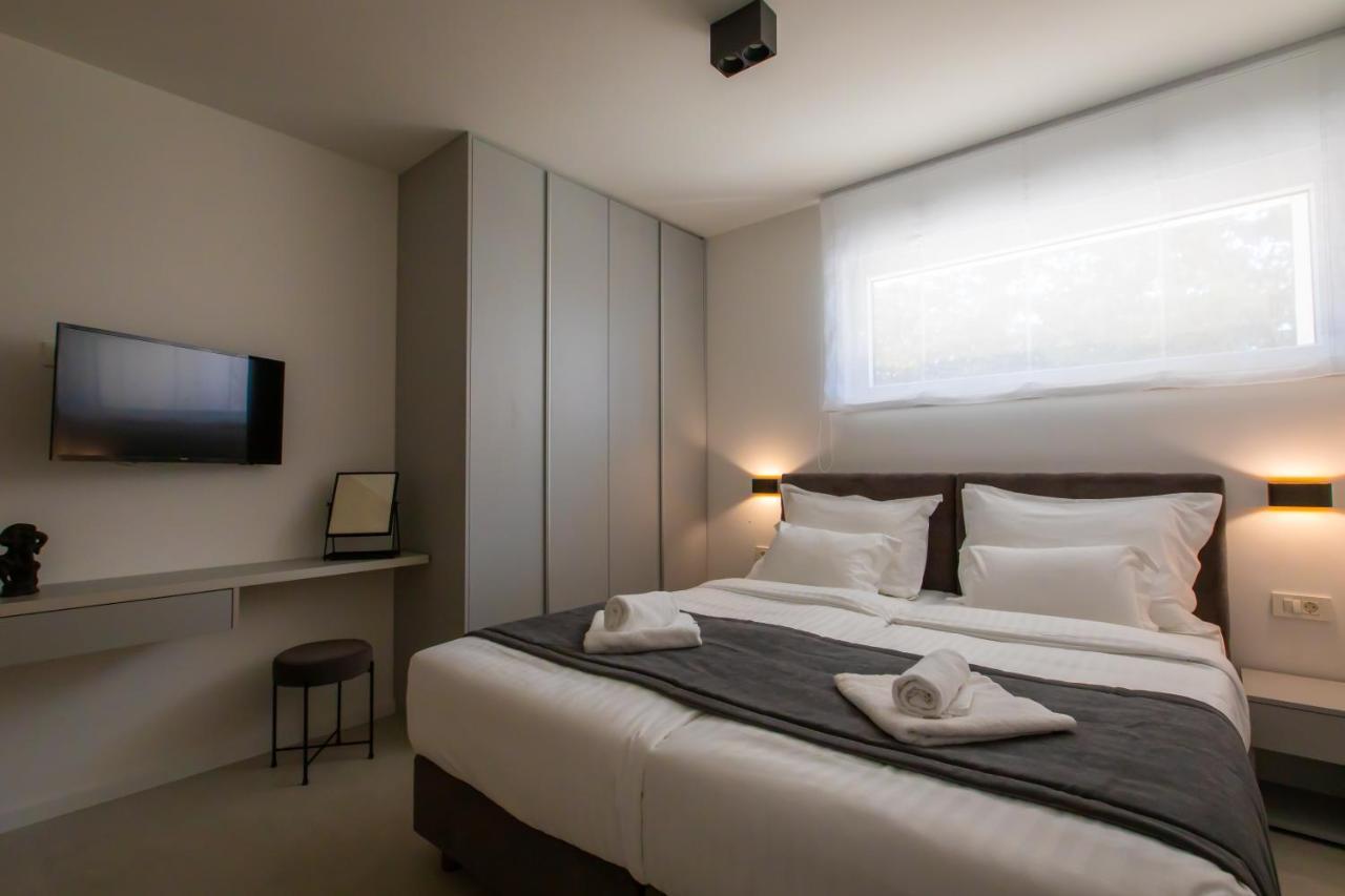 Beachfront Residences Stara Novalja Exterior foto